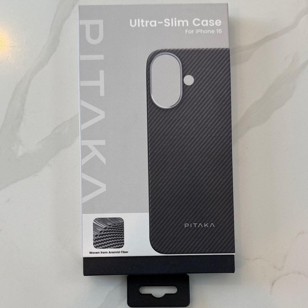 PITAKA Ultra-Slim Black Case for iPhone 16